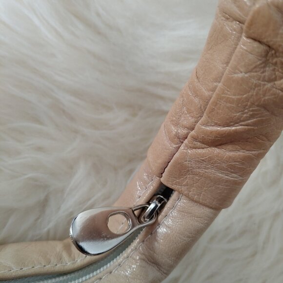 Custom Made Light Beige Leather Mini Handbag - Picture 5 of 16